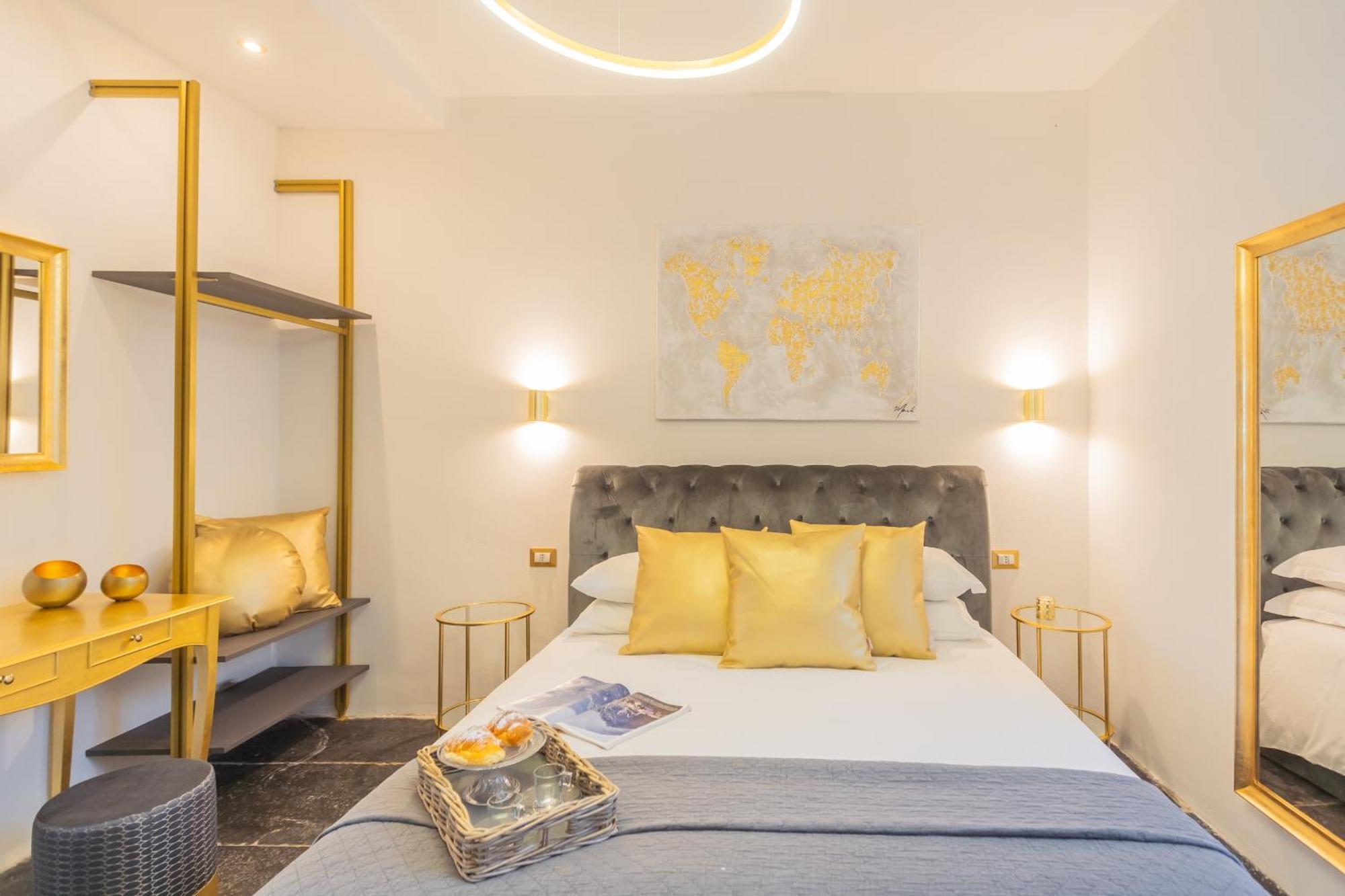 Como Dreams Apartments By Rent All โกโม ภายนอก รูปภาพ