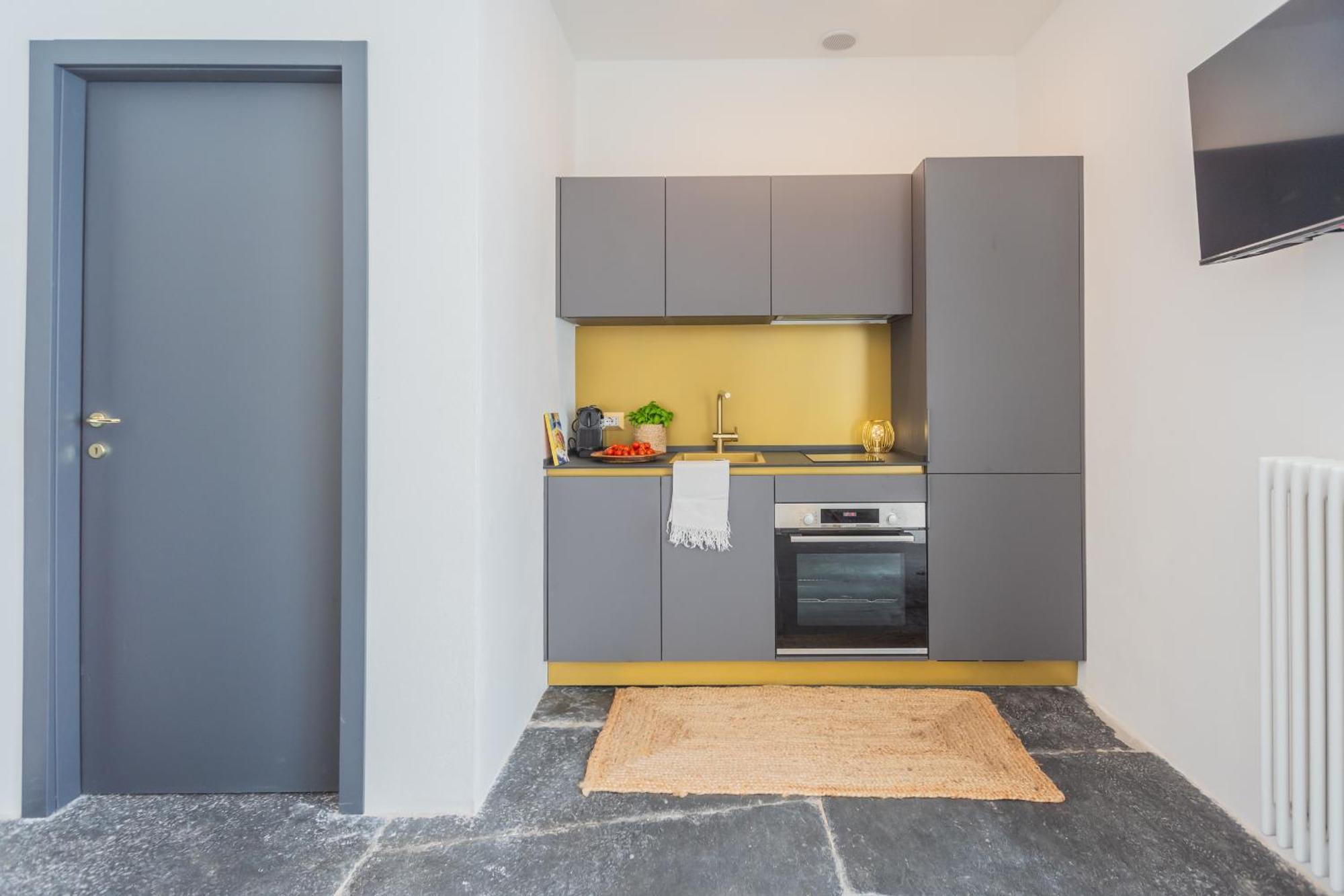 Como Dreams Apartments By Rent All โกโม ภายนอก รูปภาพ