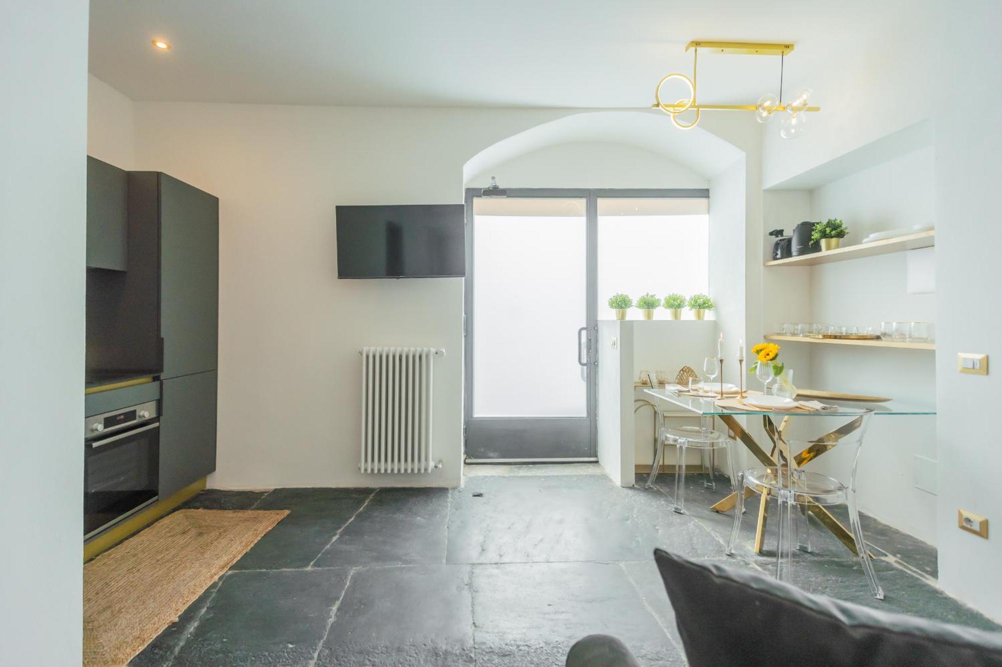 Como Dreams Apartments By Rent All โกโม ภายนอก รูปภาพ