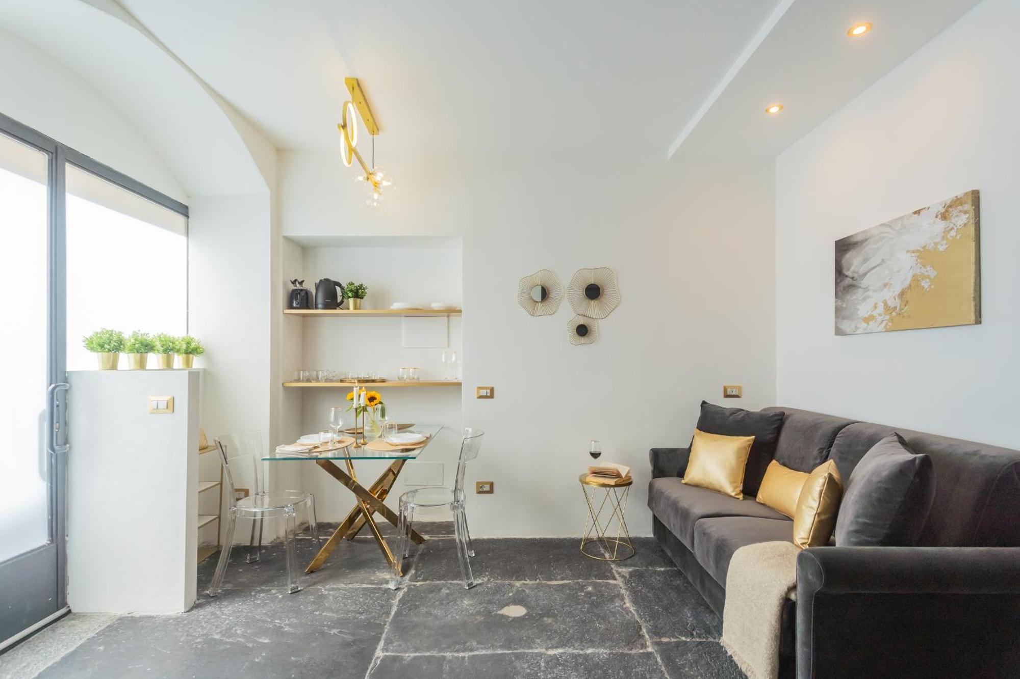 Como Dreams Apartments By Rent All โกโม ภายนอก รูปภาพ