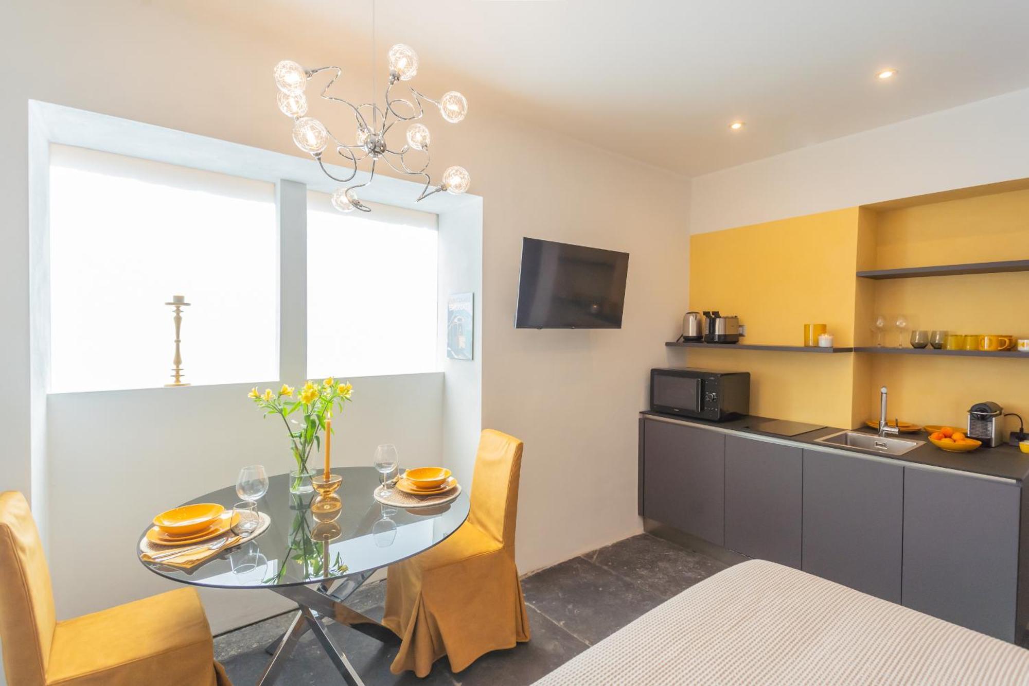 Como Dreams Apartments By Rent All โกโม ภายนอก รูปภาพ